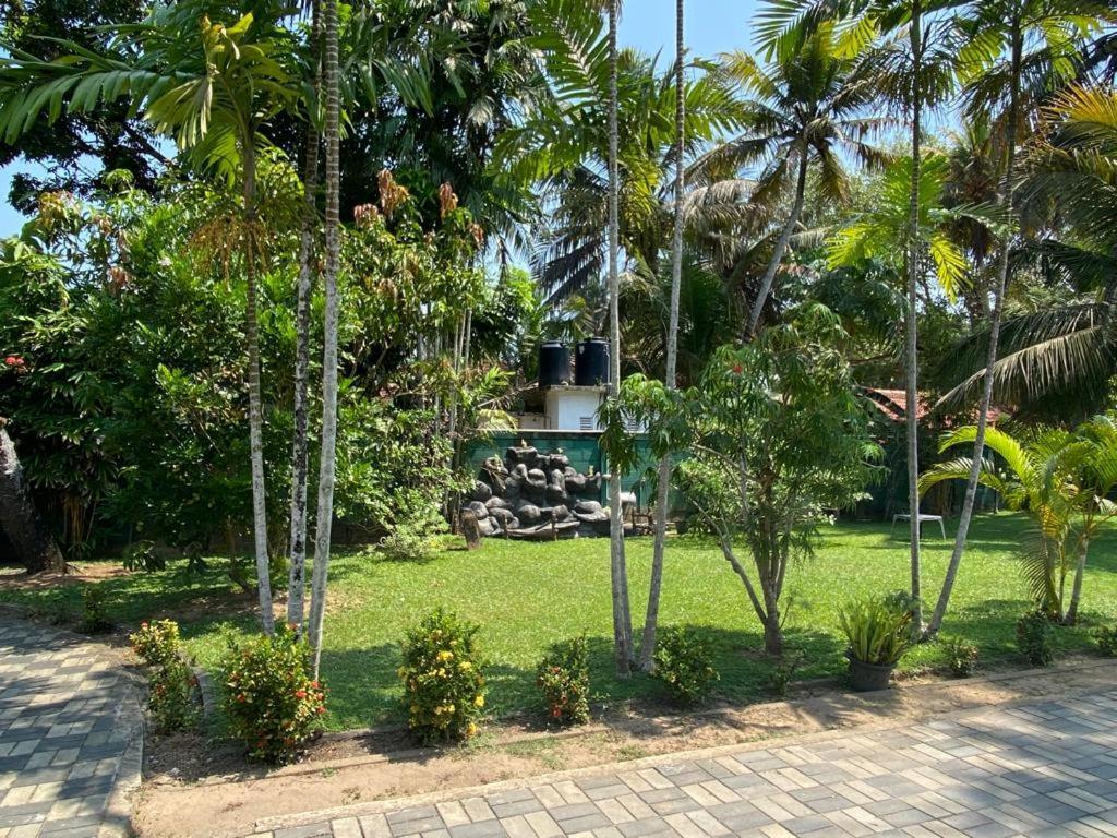 Hotel Tk Green Garden Matara Dış mekan fotoğraf
